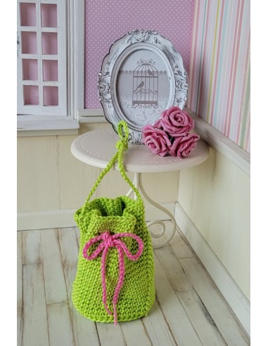 Ensemble top, pantacourt, chaussures, chapeau et sac au crochet pour poupée Marie Françoise