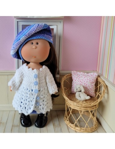 Jupe, manteau, béret et écharpe pour poupée Mia Nines d'Onil
