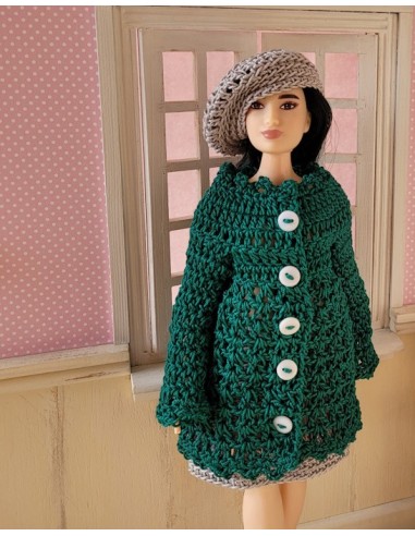 Jupe, manteau, écharpe et béret au crochet pour poupée Barbie Curvy