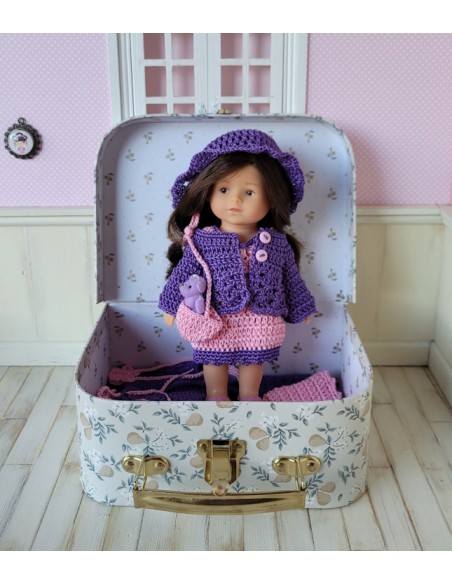 Poupée Mini Corolline et ses tenues au crochet en rose et violet