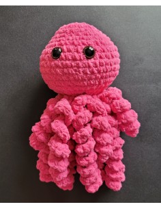 amigurumi pieuvre rose au crochet 2