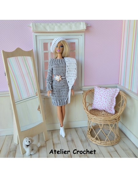 Ensemble robe, écharpe et béret au crochet pour poupée Barbie