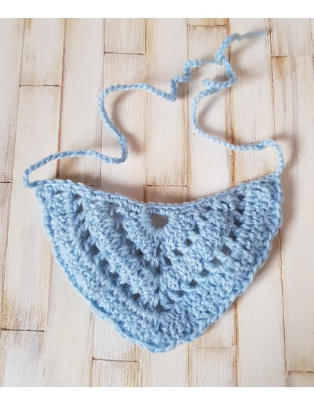 Robe, châle et bonnet au crochet pour poupée Little Mia