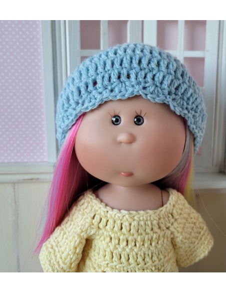 Robe, châle et bonnet au crochet pour poupée Little Mia