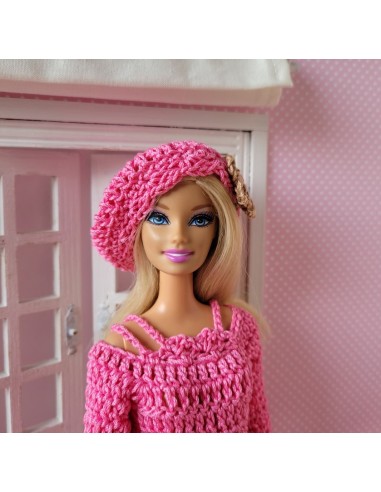 Ensemble robe et béret au crochet pour poupée mannequin Barbie