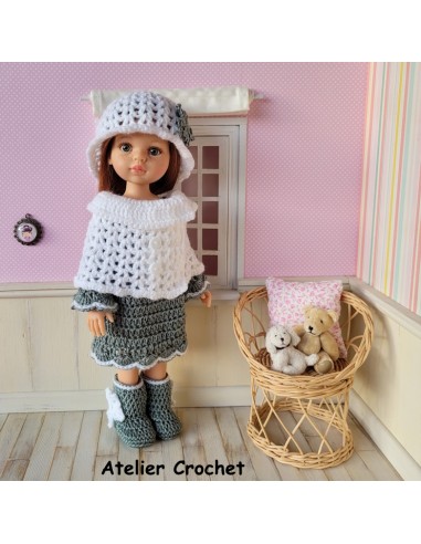 Robe, cape, chapeau et bottes ensemble au crochet pour poupée Paola Reina Las Amigas