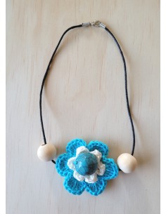 Collier fleur au crochet 2