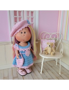 Robe, ceinture, culotte, béret et sac au crochet pour poupée Little Mia 2