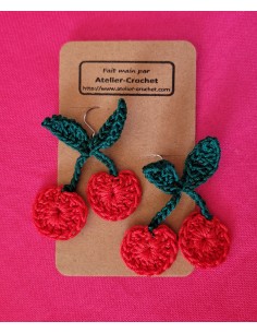 Boucles d'oreilles cerises au crochet