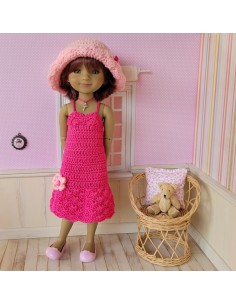 Robe, étole et chapeau au crochet pour poupée Ruby Red Fashion Friends 2