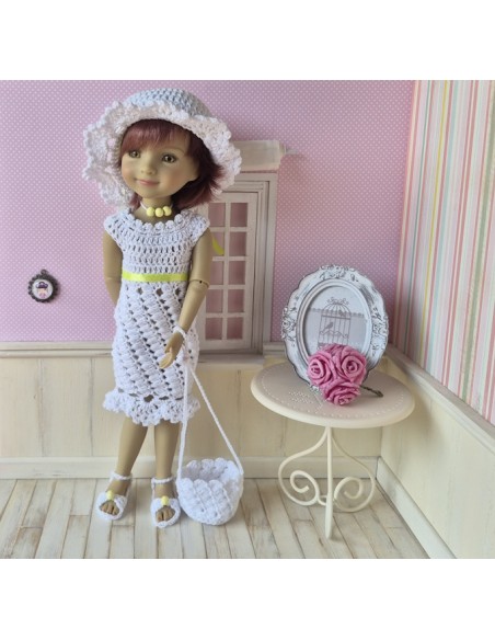 Robe, chapeau, sac et chaussures au crochet pour poupée Ruby Red Fashion Friends