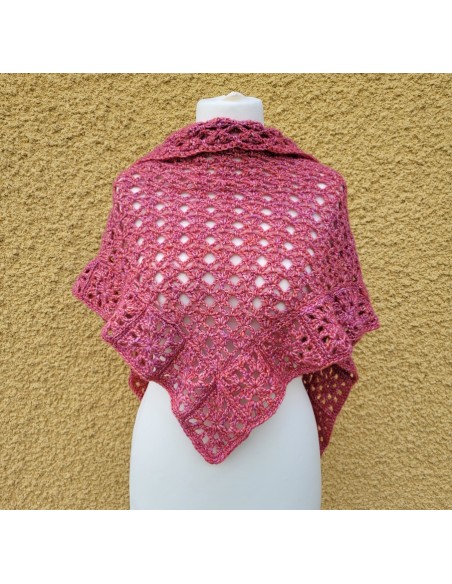 châle fait main au crochet