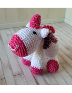 Patron PDF d'une licorne au crochet 2