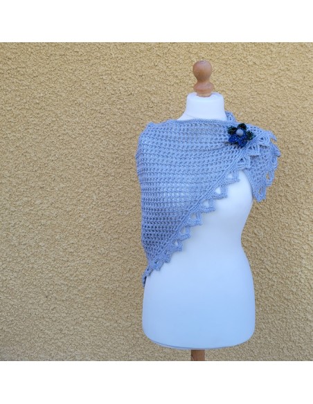 châle fait main au crochet