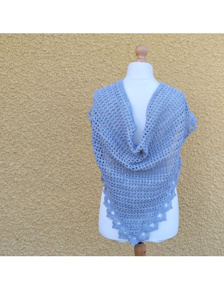 châle fait main au crochet
