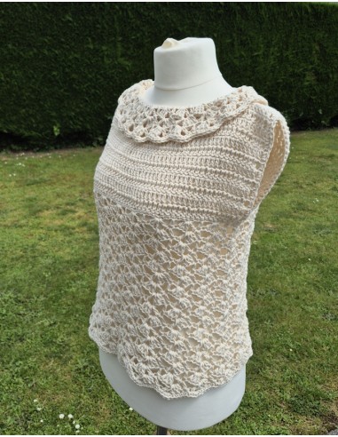 Top beige fait main au crochet