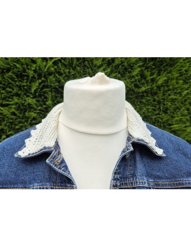 veste en jean customisée au crochet