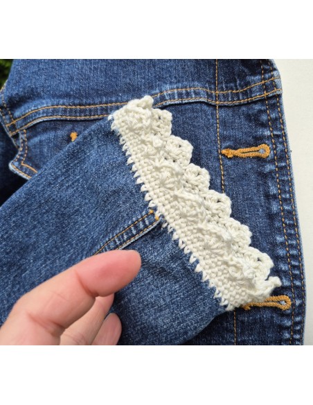 veste en jean customisée au crochet