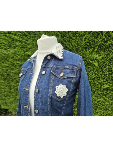 veste en jean customisée au crochet