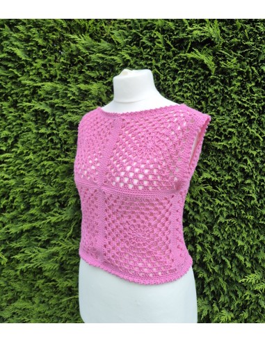 Top rose fait main au crochet