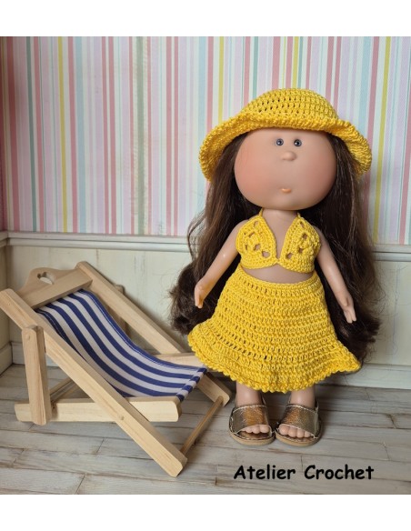 Ensemble maillot de bain 2 pièces, jupe et chapeau au crochet pour poupée Little Mia Nines d'Onil