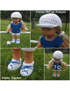 Patron PDF d'une tenue de football au crochet pour poupée mini corolline