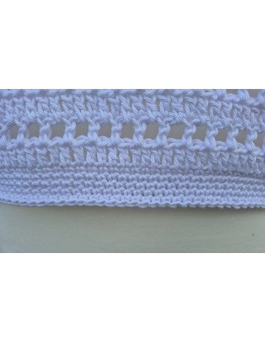 Top blanc effet dentelle fait main au crochet