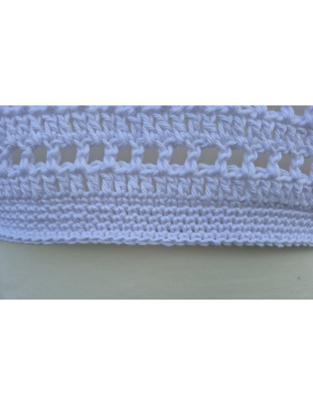 Top blanc effet dentelle fait main au crochet