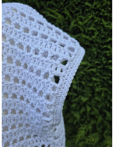 Top blanc effet dentelle fait main au crochet
