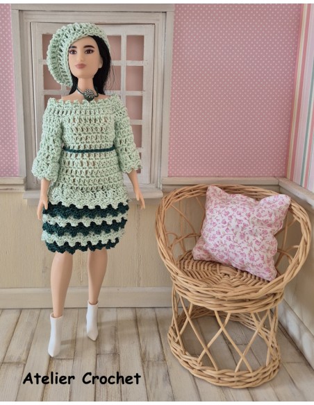 robe à manches longues et béret ensemble au crochet pour poupée Barbie Curvy